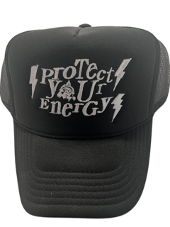PYE BLACK AND WHITE HAT