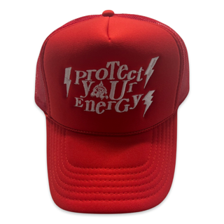 PYE RED WHITE HAT